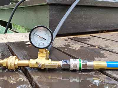 Swimming pool leak detection pressure testing of pool pipes in Tamboerskloof, City Bowl, Cape Town.